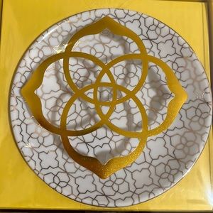 Kendra Scott porcelain jewelry dish